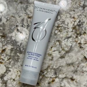 ZO Skinhealth
GENTLE CLEANSER (TRAVEL SIZE)